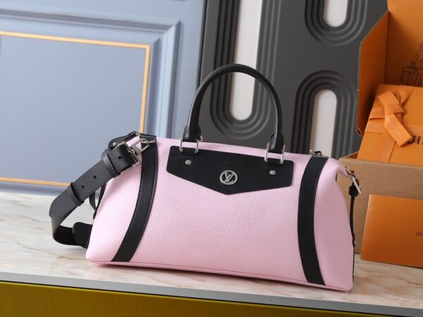 Chic Charm LV Handbag M14700-M26563-M14702-081 Chic Charm LV Handbag M14700-M26563-M14702-081