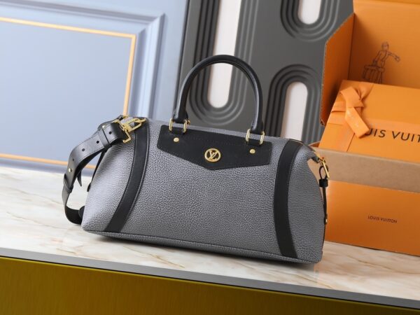 Chic Charm LV Handbag M14700-M26563-M14702-081 Chic Charm LV Handbag M14700-M26563-M14702-081