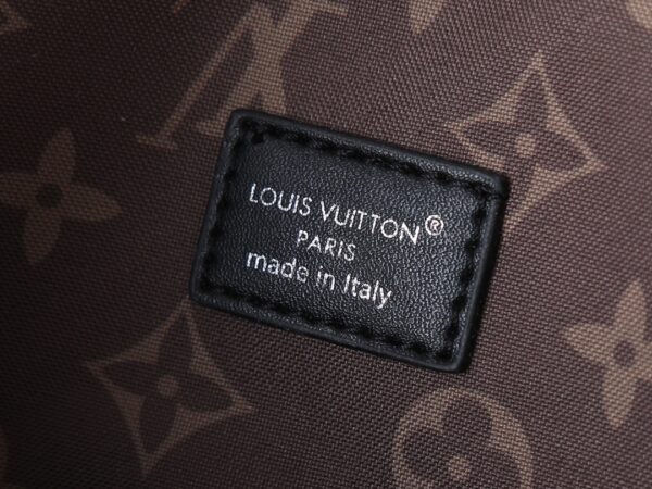 Chic Charm LV Handbag M14700-M26563-M14702-081 Chic Charm LV Handbag M14700-M26563-M14702-081