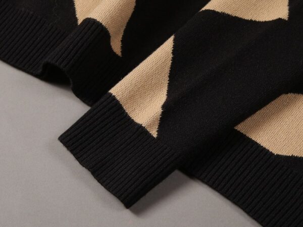 Classic Fendi Pattern Luxury Knit Sweater