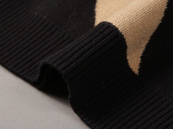 Classic Fendi Pattern Luxury Knit Sweater