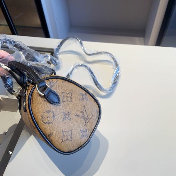 Stylish Fashion Carry Bag L4693