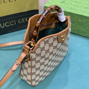 Luxury Gucci Handbag 799865