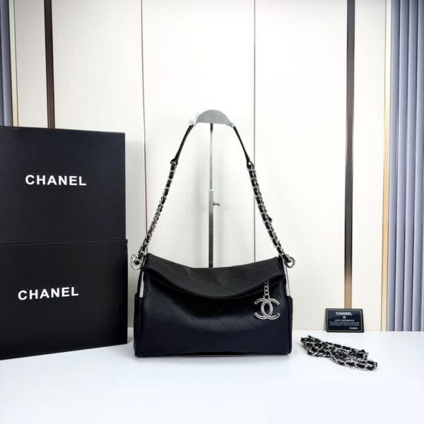 Chic Charm CN Handbag 5838 Chic Charm CN Handbag 5838