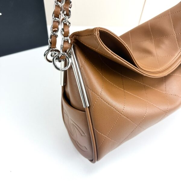 Chic Charm CN Handbag 5838 Chic Charm CN Handbag 5838