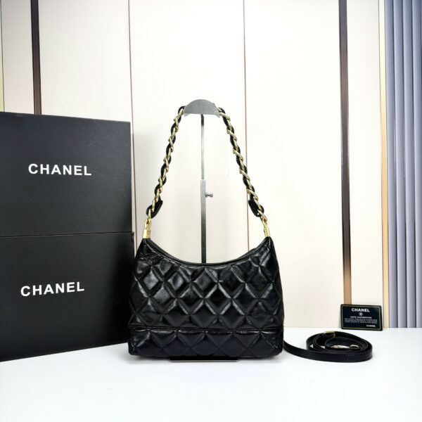 Chic Charm CN Handbag 19661
