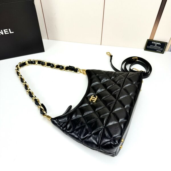 Chic Charm CN Handbag 19661