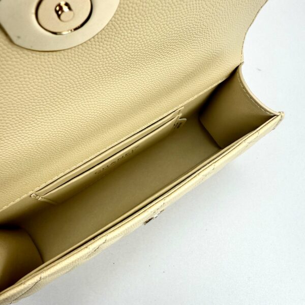 Chic Charm CN Handbag 96149