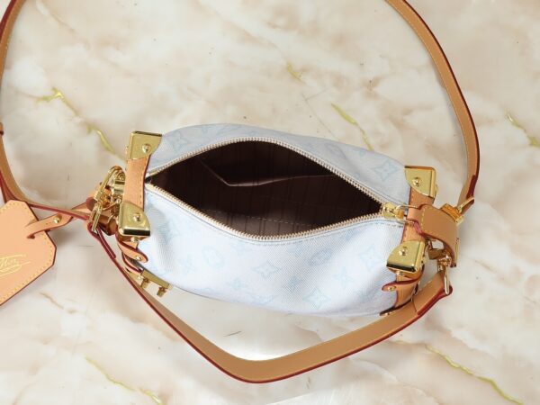Chic Charm LV Handbag M46358