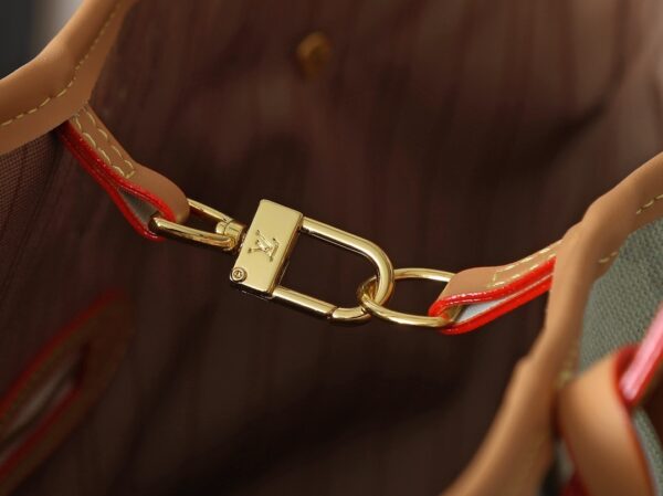 Chic Charm LV Handbag M27521-M40995