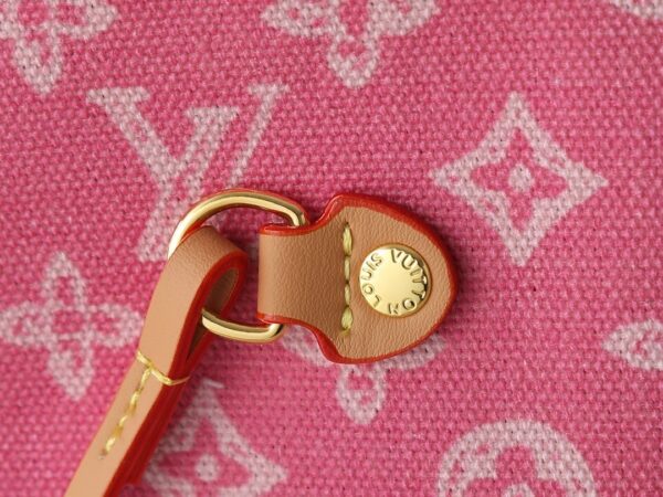 Chic Charm LV Handbag M27521-M40995