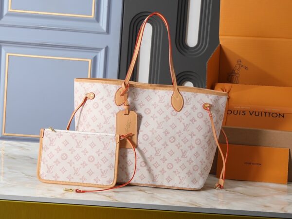 Chic Charm LV Handbag M27521-M40995