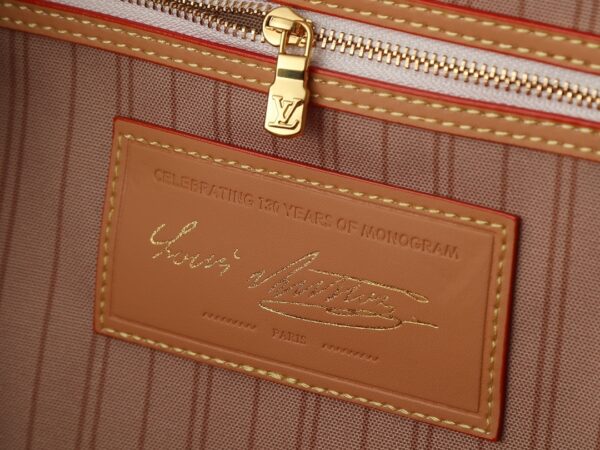 Chic Charm LV Handbag M27521-M40995
