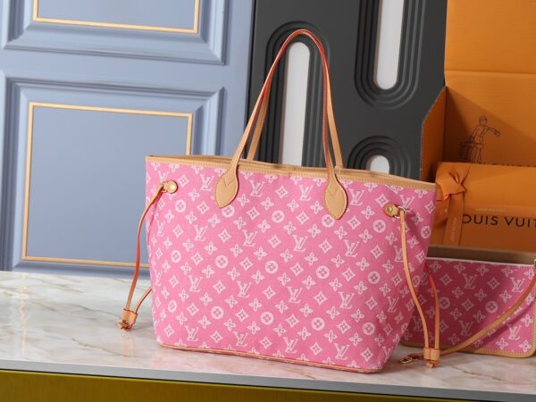 Chic Charm LV Handbag M27521-M40995