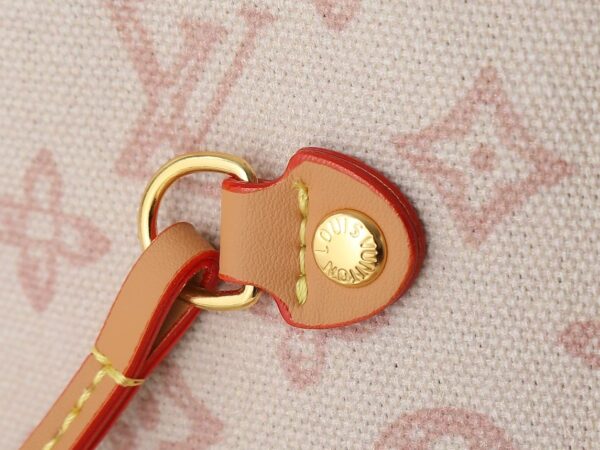 Chic Charm LV Handbag M27521-M40995