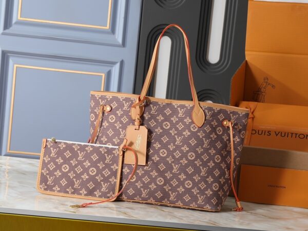 Chic Charm LV Handbag M27521-M40995