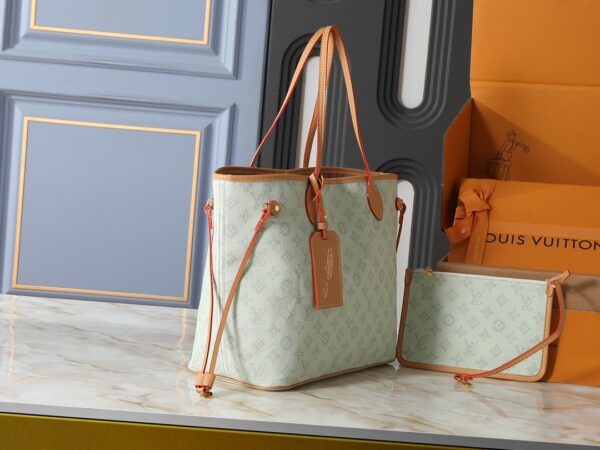 Chic Charm LV Handbag M27521-M40995