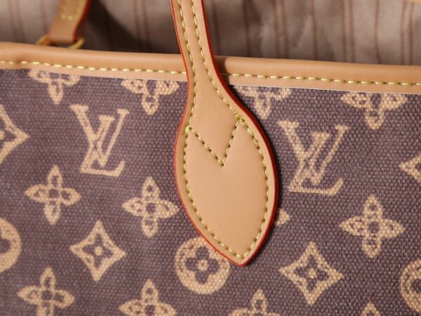 Chic Charm LV Handbag M27521-M40995