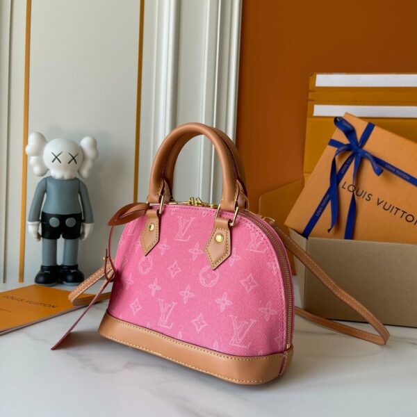 Chic Charm LV Handbag M27526-M27525