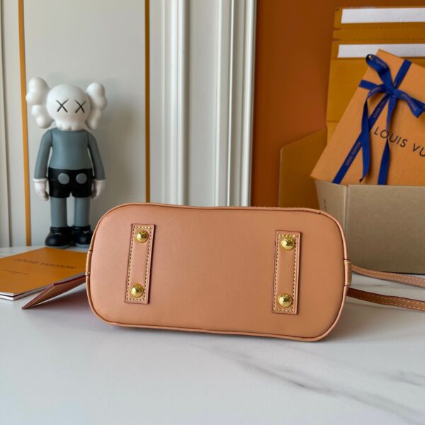 Chic Charm LV Handbag M27526-M27525