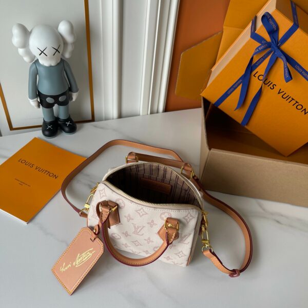 Chic Charm LV Handbag M27530-M27951 Chic Charm LV Handbag M27530-M27951