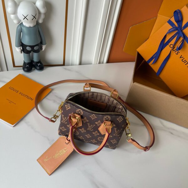 Chic Charm LV Handbag M27530-M27951 Chic Charm LV Handbag M27530-M27951