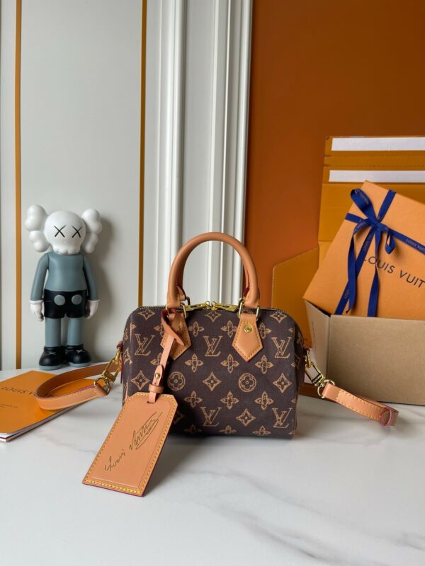 Chic Charm LV Handbag M27530-M27951 Chic Charm LV Handbag M27530-M27951
