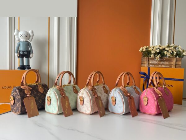 Chic Charm LV Handbag M27530-M27951 Chic Charm LV Handbag M27530-M27951