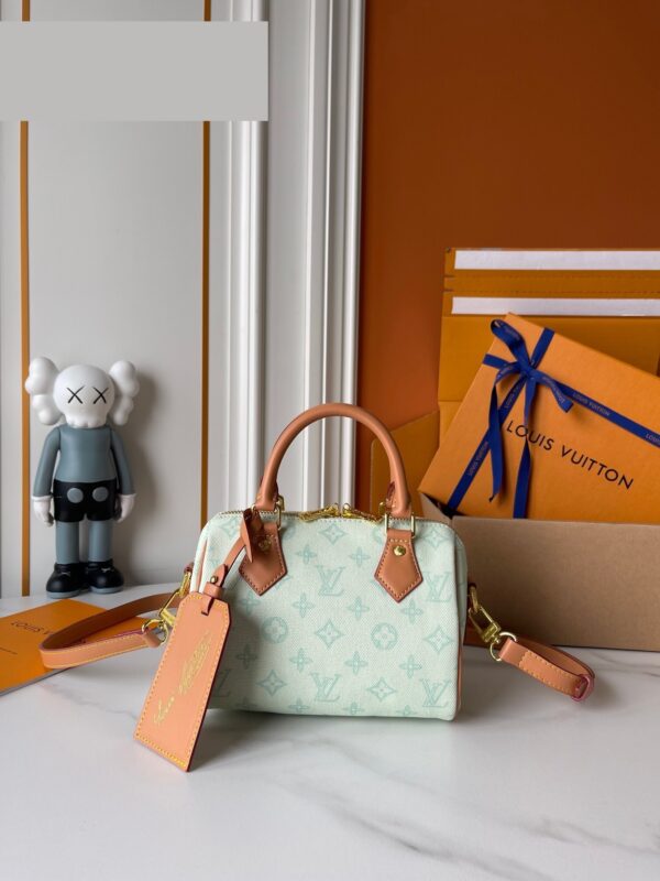 Chic Charm LV Handbag M27530-M27951 Chic Charm LV Handbag M27530-M27951