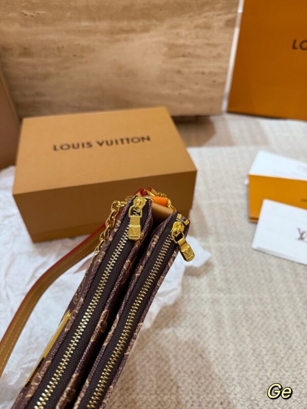 Stylish Fashion Carry LV Handbag LV25122210