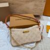 Stylish Fashion Carry LV Handbag LV25122210