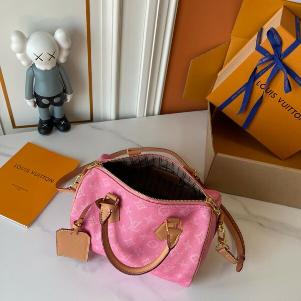 Chic Charm LV Handbag N25728-M40390