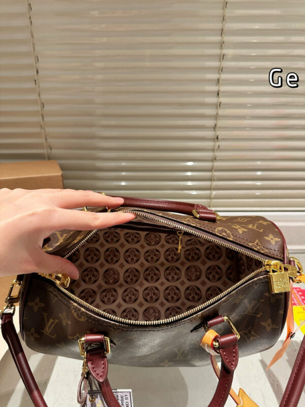 Stylish Fashion Carry Bag L5316 Stylish Fashion Carry Bag L5316