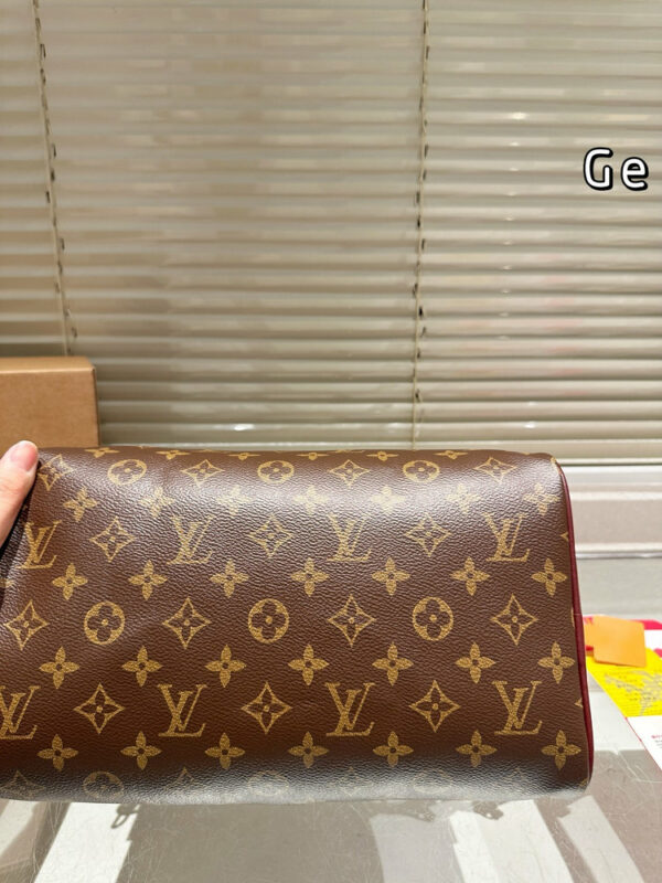 Stylish Fashion Carry Bag L5316 Stylish Fashion Carry Bag L5316