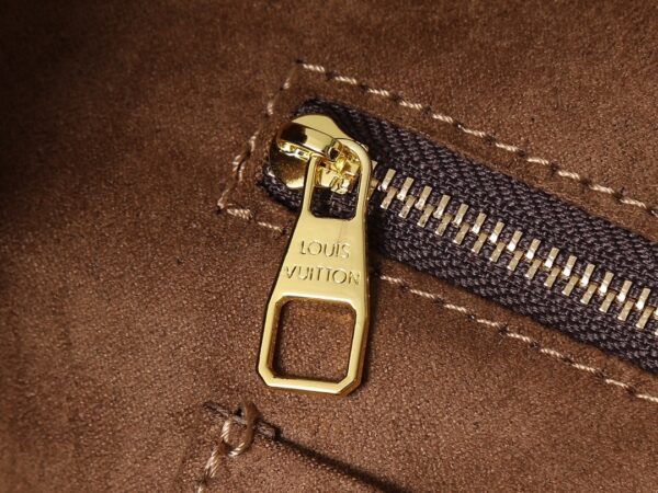 Chic Charm LV Handbag M27582-M27335
