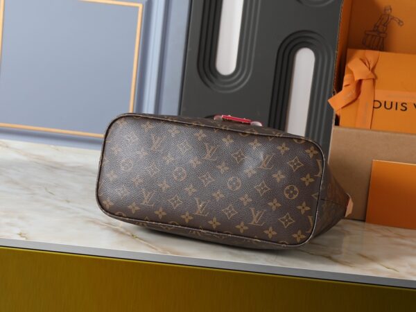 Chic Charm LV Handbag M27582-M27335