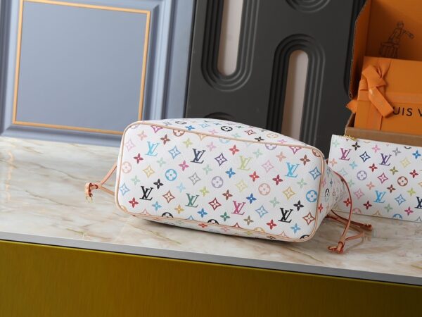 Chic Charm LV Handbag M27787-M40995 Chic Charm LV Handbag M27787-M40995