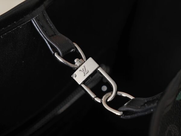 Chic Charm LV Handbag M27787-M40995 Chic Charm LV Handbag M27787-M40995