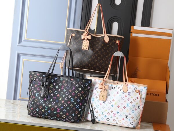 Chic Charm LV Handbag M27787-M40995 Chic Charm LV Handbag M27787-M40995