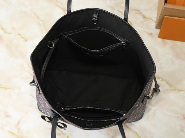 Chic Charm LV Handbag M27787-M40995 Chic Charm LV Handbag M27787-M40995