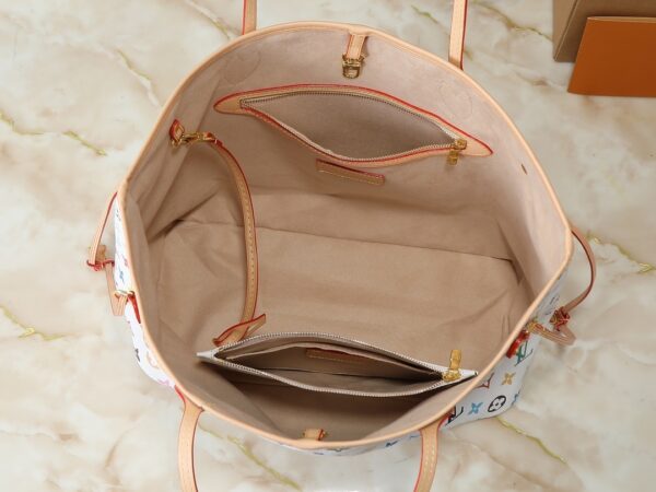 Chic Charm LV Handbag M27787-M40995 Chic Charm LV Handbag M27787-M40995