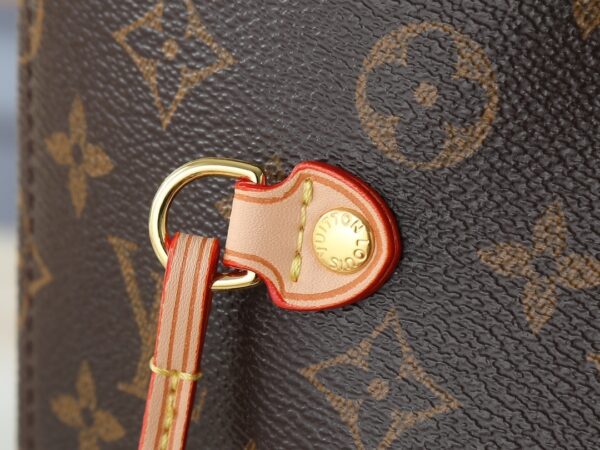 Chic Charm LV Handbag M27787-M40995 Chic Charm LV Handbag M27787-M40995