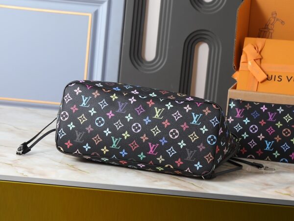 Chic Charm LV Handbag M27787-M40995 Chic Charm LV Handbag M27787-M40995