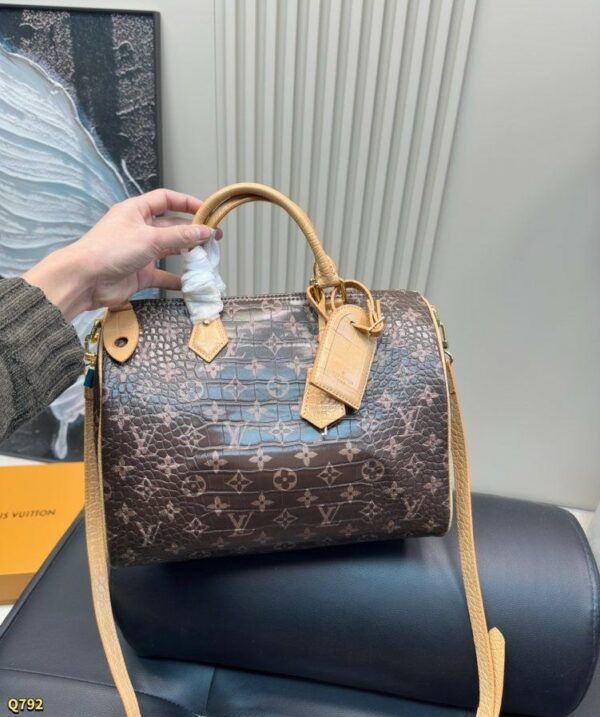 Stylish Fashion Carry Bag L5307 Stylish Fashion Carry Bag L5307