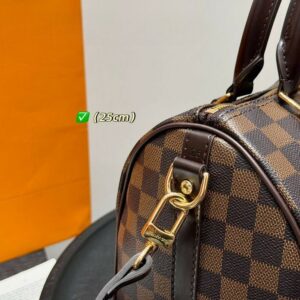 893101f1 result Photoroom