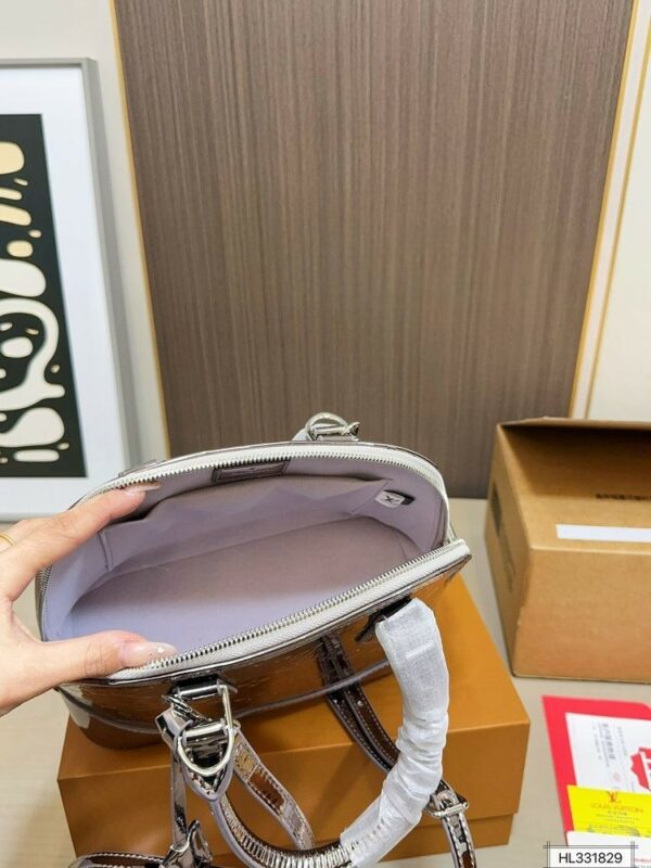 Stylish Fashion Carry Bag L5312 Stylish Fashion Carry Bag L5312