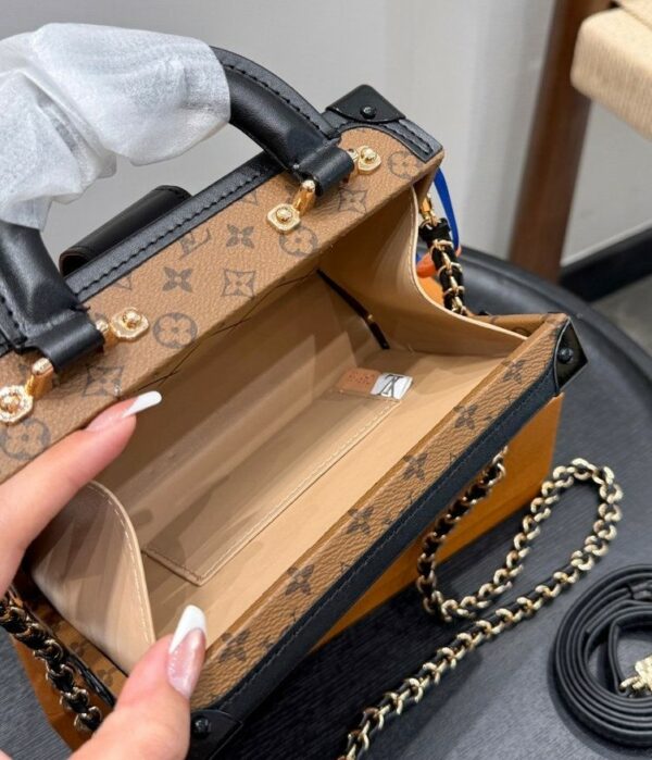 Stylish Fashion Carry Bag L5325 Stylish Fashion Carry Bag L5325