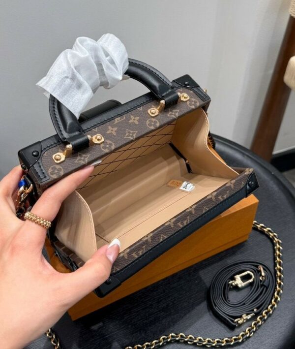 Stylish Fashion Carry Bag L5325 Stylish Fashion Carry Bag L5325