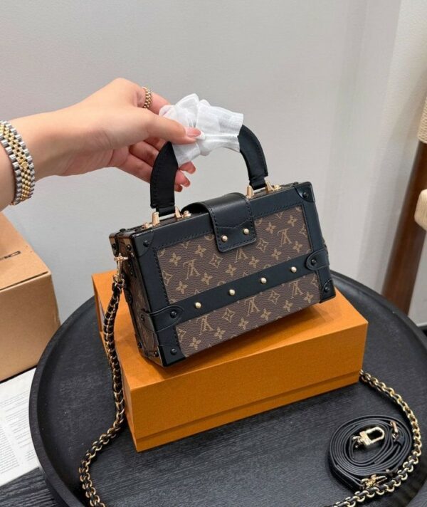 Stylish Fashion Carry Bag L5325 Stylish Fashion Carry Bag L5325