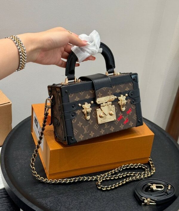 Stylish Fashion Carry Bag L5325 Stylish Fashion Carry Bag L5325